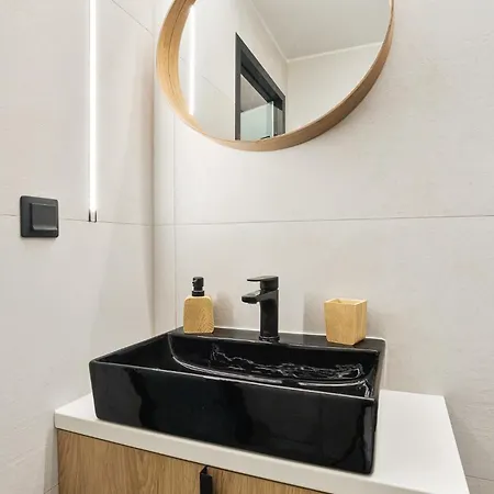 Superlux Near White Tower Apartment Thessaloniki